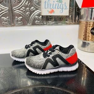 Toddler boy tennis shoes